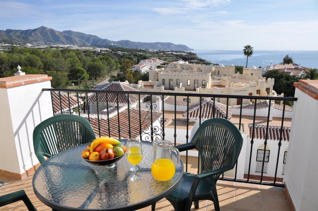 Nerja Paradise Rentals - Chimenea Apts Værelse billede